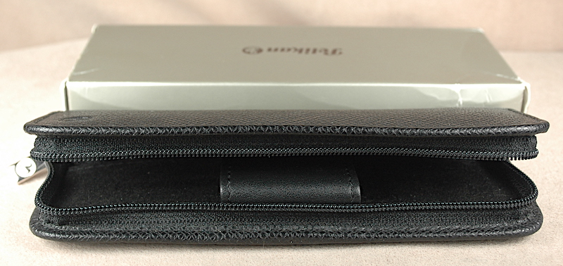 Pre-Owned Pens: 4969: Pelikan: 2-Pen Zip Pouch